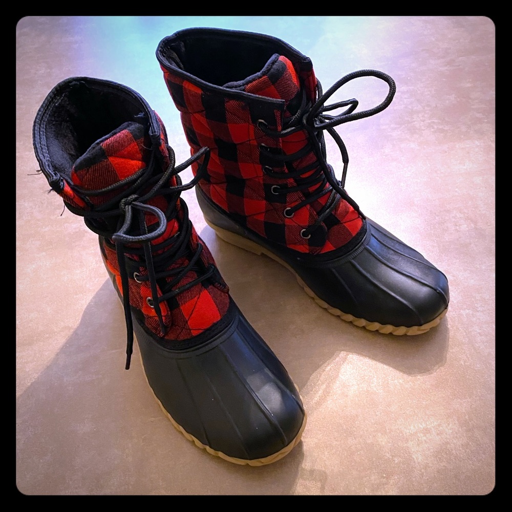 Black/Red Plaid Duck Boots